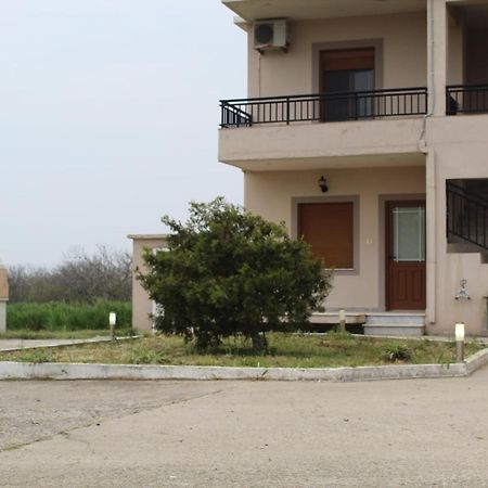 Vakis Apartments 5 Romanon 외부 사진